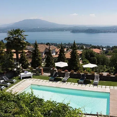 アパート San Salvatore Sleeps 4 With Pool マッシーノ・ヴィスコンティ