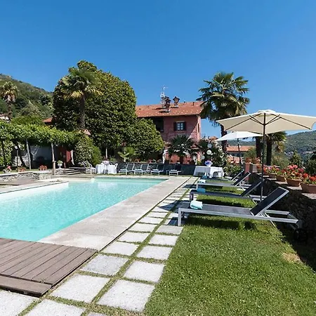 San Salvatore Sleeps 4 With Pool マッシーノ・ヴィスコンティ